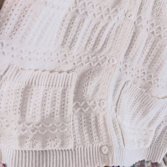 Vintage Huntington Ridge Knit Vest Button Up VNeck in White, Large - Picture 8 of 10
